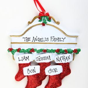 WHITE MANTEL WITH GLITTER STOCKINGS - FAMILY OF 5